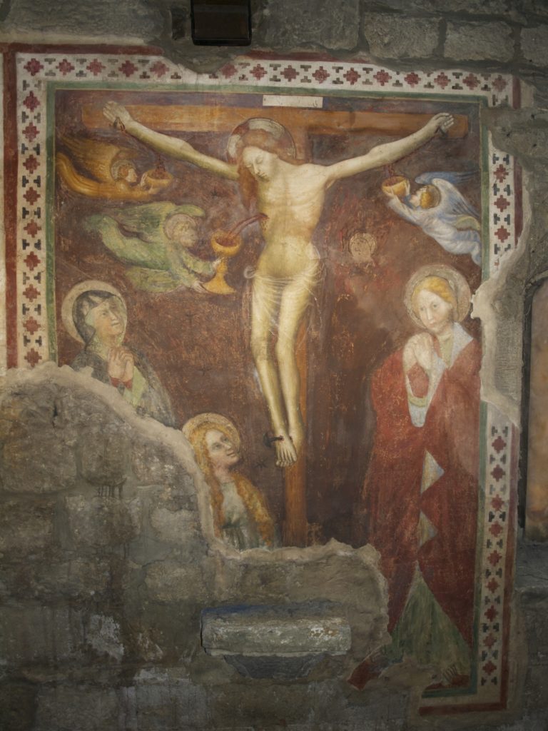 restauro degli affreschi affresco della crocifissione dopo il restauro