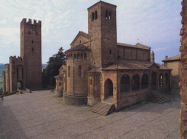 esterno della collegiata